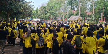 BEM UI Bawa Isu Demokrasi dan Kesejahteraan dalam Aksi di Bundaran HI