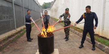 Rutan Kelas I Depok Perketat Pengawasan, Barang Bukti Hasil Razia Dimusnahkan